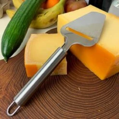 Kaasschaaf - Roestvrij Staal - Glanzend Zilver - Multifunctioneel - Duurzaam En Vaatwasserbestendig - Voor Jonge En Oude Kaas - Keukengerei - 21.5 X 7.3 X 1.9 Cm. -Merkloos Winkel 1200x1191 20