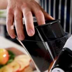 Livington TurboCut Universele Snijmachine - Groentesnijmachine Met 3 Messtanden Voor Dikke Of Fijne Plakjes - Rasp Met Snijdikte Tot 8 Mm - Vaatwasmachinebestendig - Snijmachine Met... 15 Livington TurboCut Universele Snijmachine - Groentesnijmachine Met 3 Messtanden Voor Dikke Of Fijne Plakjes - Rasp Met Snijdikte Tot 8 Mm - Vaatwasmachinebestendig - Snijmachine Met... -Merkloos Winkel 1200x1200 1599