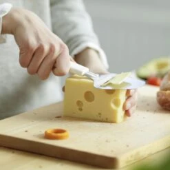 Fiskars Kaasschaaf - Wit - Roestvrijstaal -Merkloos Winkel 1200x1200 1763