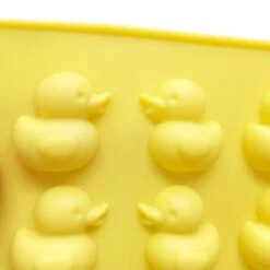 Merkloos Eendjes Vorm Voor Ijs - Chocolade - Zeep Of Krijg - Ducky Geel - Mal - Holy Moldy -Merkloos Winkel 1200x1200 2454