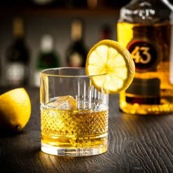 Kristal Superior Whiskey Glazen Set In Luxe Geschenkdoos By GDLF® - Whiskey Set - Hoogwaardig 100% Lood-Vrij Kristal - Made In Europa - Luxe Waterglazen - Gin Tonic Glazen - Cocktailglazen - Likeurglazen - Whisky Glazen - Cadeau Voor Man & Vrouw -Merkloos Winkel 1200x1200 3439