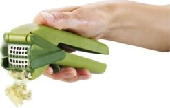 CleanForce Knoflookpers - Joseph Joseph -Merkloos Winkel 1200x761 3