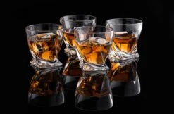 VDN Edam Whiskey Glazen Set Handgeblazen - 4 Whiskeyglazen – Tumbler - Loodvrij Kristal Glas -Merkloos Winkel 1200x788 6