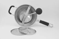 Passeerzeef - Roerzeef - Incl. 3 Inzetstukken - Passe Vite - Luxe Passeerzeef - RVS -Merkloos Winkel 1200x798 16