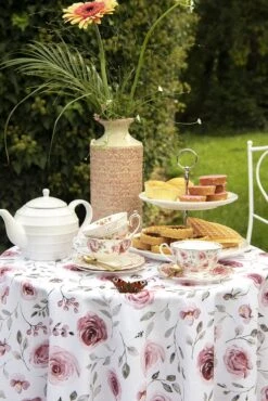 Clayre & Eef Kop En Schotel 200 Ml Roze Wit Porselein Rond Bloemen Servies Cadeau Voor Haar Cappuccino -Merkloos Winkel 801x1200 5